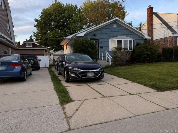 23 Allen Street , Hempstead, NY 11550