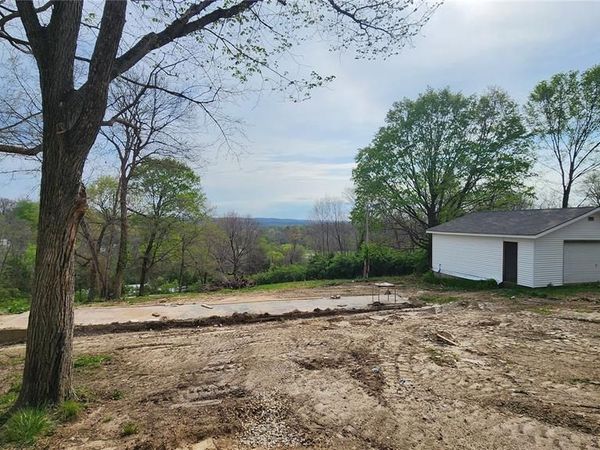 19 Pine Lane, Cedar Hill, MO 63016