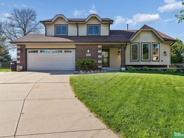 4604 S 154th Avenue Circle , Omaha, NE 68137
