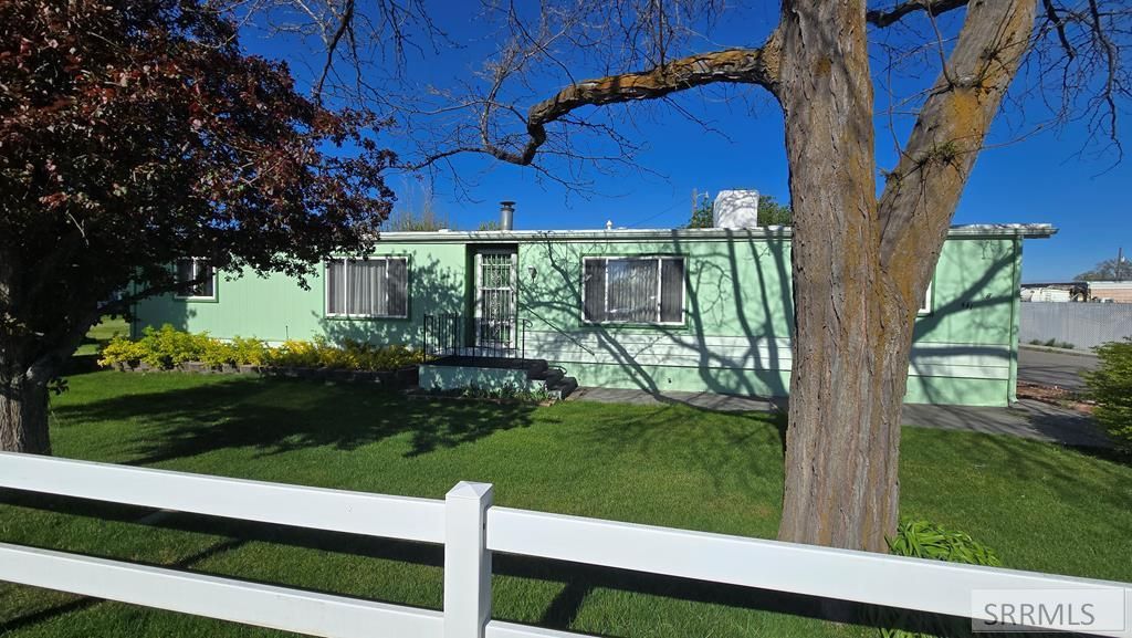 441 Cedar Street, Blackfoot, ID 83221 Main Photo