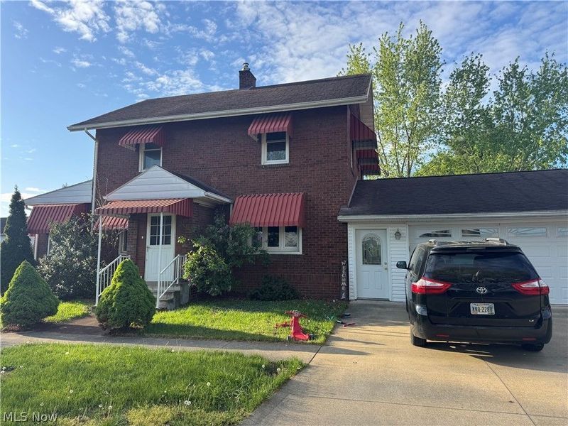 936 N Main Street, Uhrichsville, OH 44683 Photo 3