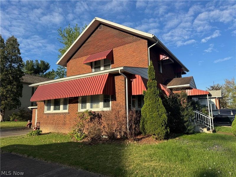 936 N Main Street, Uhrichsville, OH 44683 Photo 6