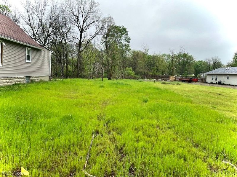 303 George Street, Barberton, OH 44203 Photo 2