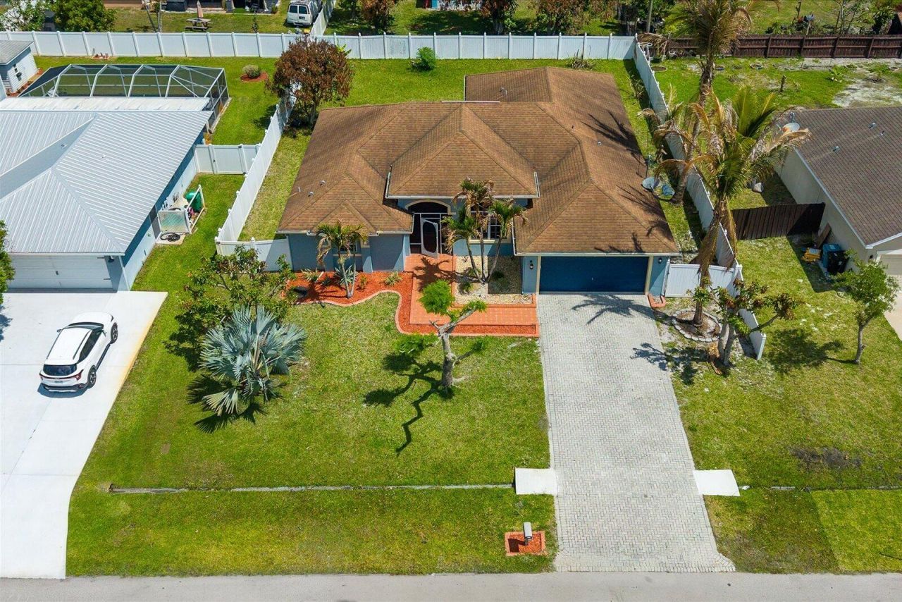 1453 SW Bargello Avenue, Port Saint Lucie, FL 34953 Photo