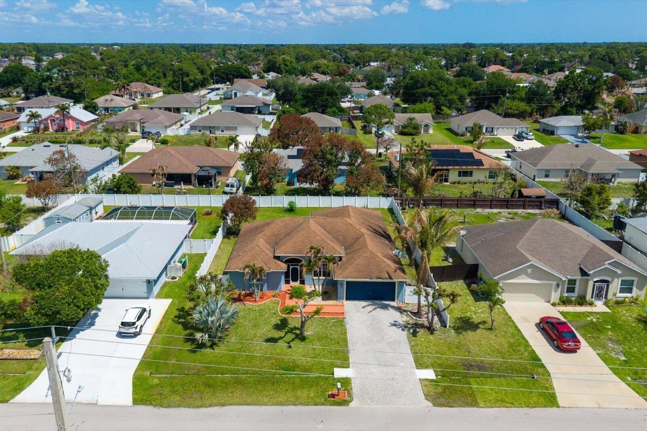 1453 SW Bargello Avenue, Port Saint Lucie, FL 34953 Photo