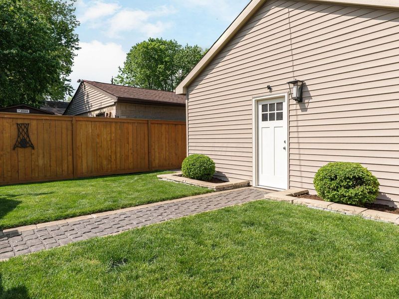 1063 Harrison Avenue, Columbus, OH 43201 Photo 32