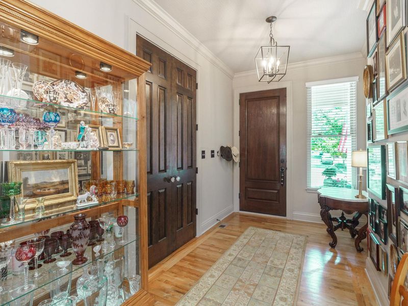 1063 Harrison Avenue, Columbus, OH 43201 Photo 7