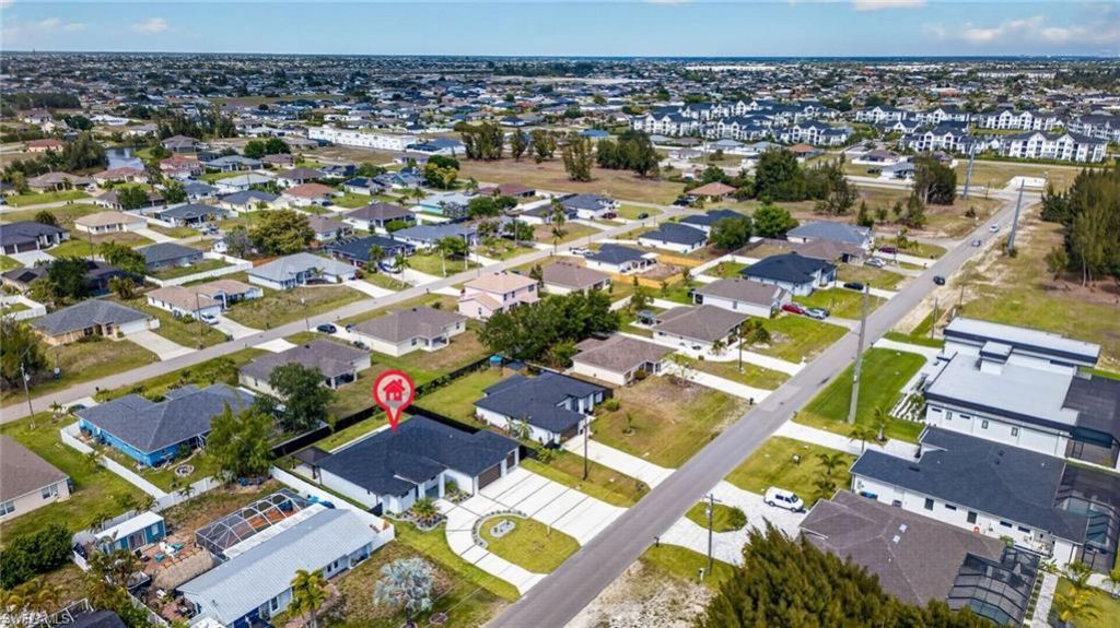 1715 SW 4th St, Cape Coral, FL 33991 Photo