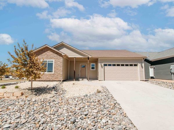 1421 Owl Creek Avenue , Montrose, CO 81401