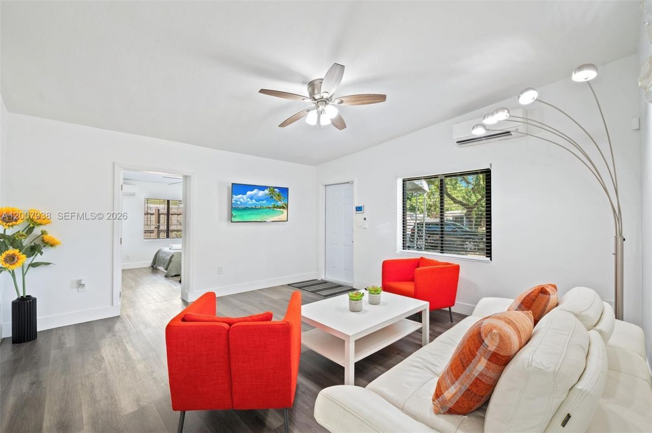13840 NW 5th Ct, North Miami, FL 33168 Photo