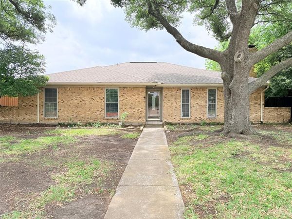 2728 Parkhaven Drive, Plano, TX 75075