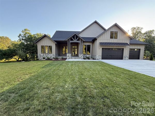 246 Turkey Ridge Road, Fletcher, NC 28732