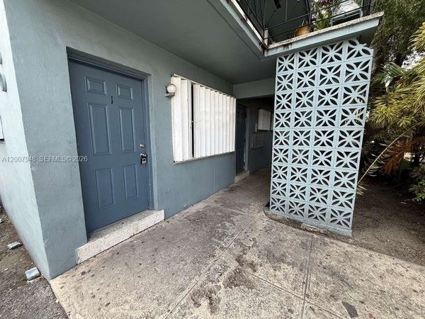 1960 NW Flagler Ter , Unit 1, Miami, FL 33125