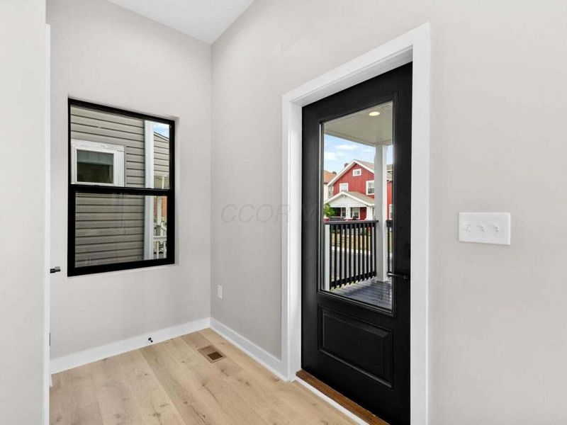 981 Gilbert Street, Columbus, OH 43206 Photo 6