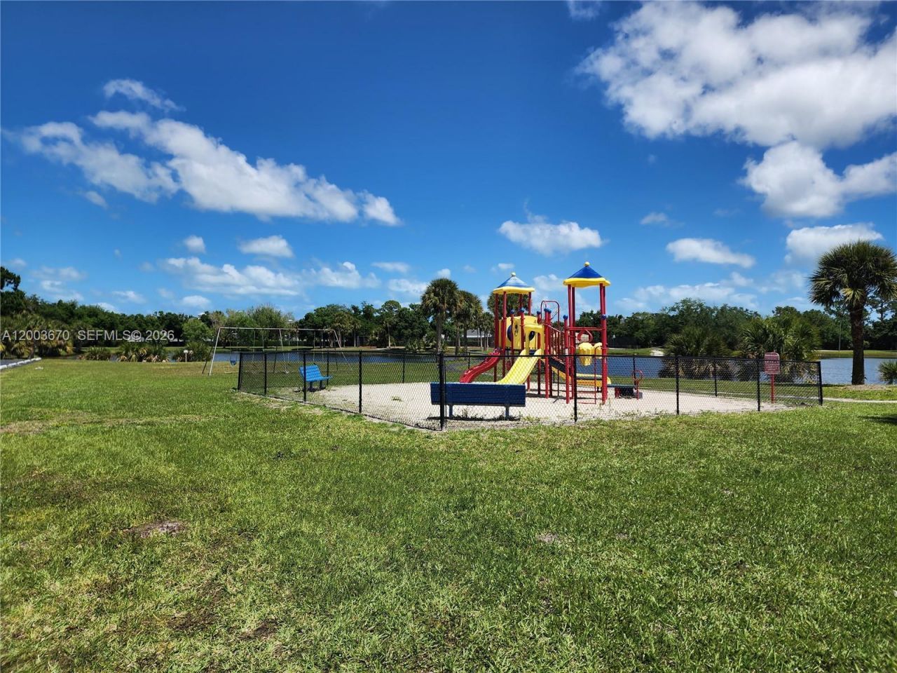 2445 SW 6th Rd SW , Vero Beach, FL 32962 Photo