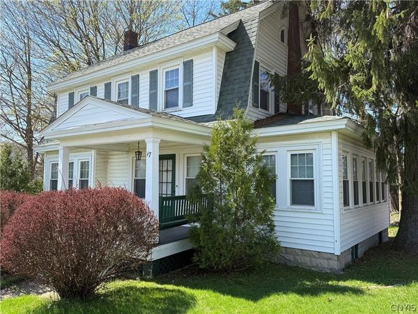 17 Niagara Street , Pulaski, NY 13142