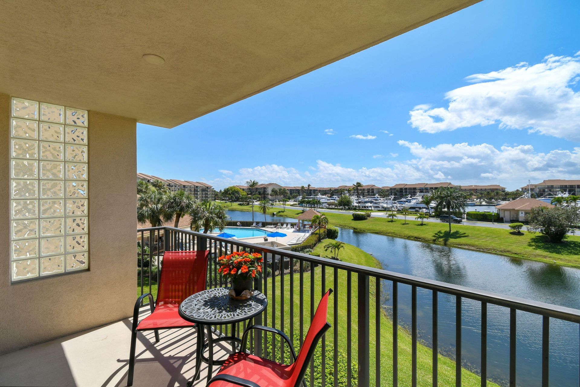 601 Seafarer Circle, Unit 304, Jupiter, FL 33477 Photo