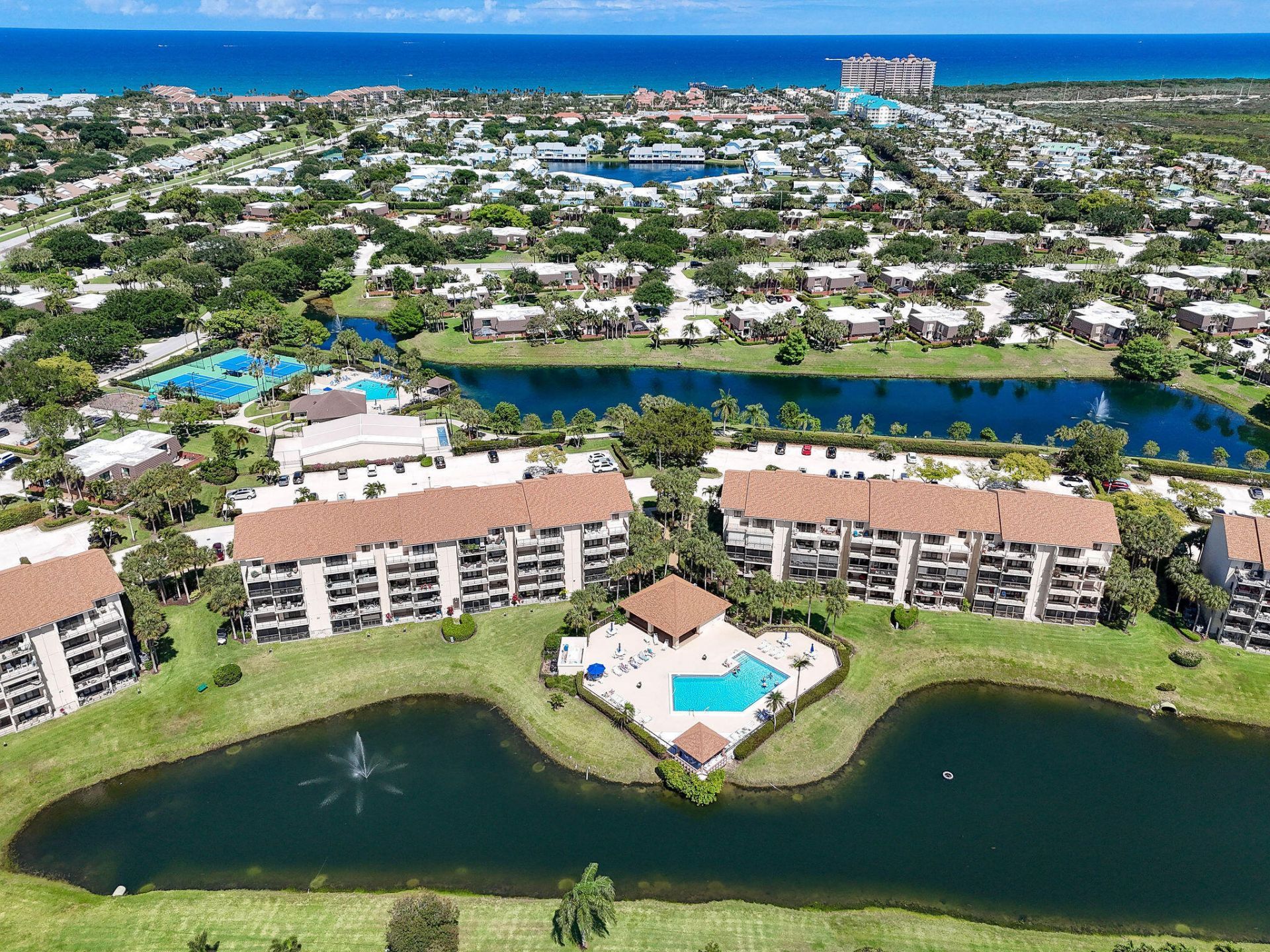 601 Seafarer Circle, Unit 304, Jupiter, FL 33477 Photo