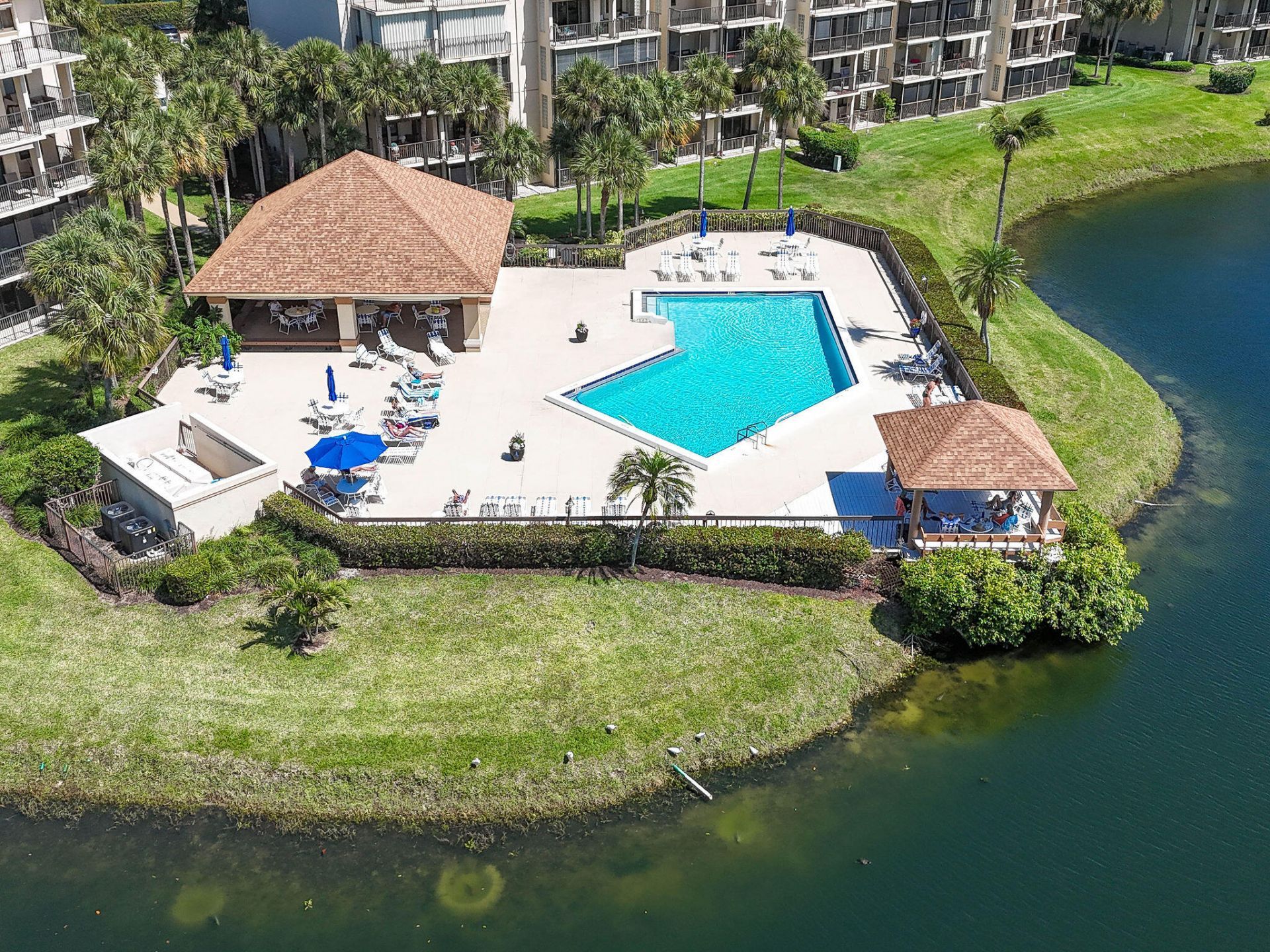 601 Seafarer Circle, Unit 304, Jupiter, FL 33477 Photo