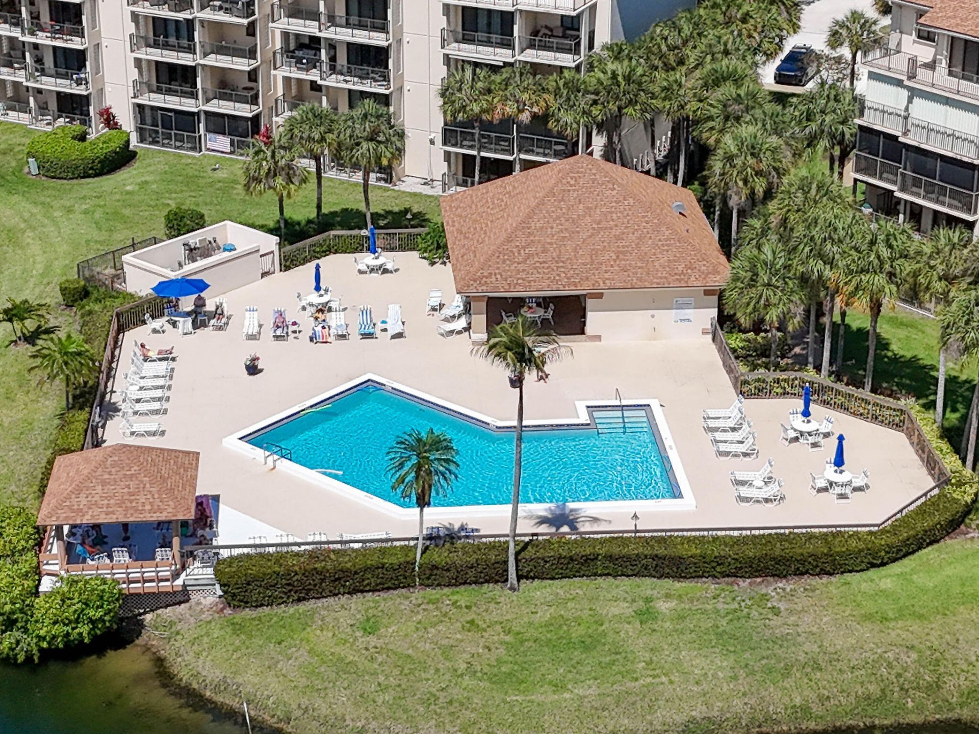 601 Seafarer Circle, Unit 304, Jupiter, FL 33477 Photo