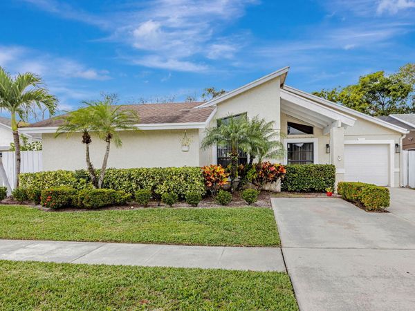 21356 Summertrace Circle, Boca Raton, FL 33428