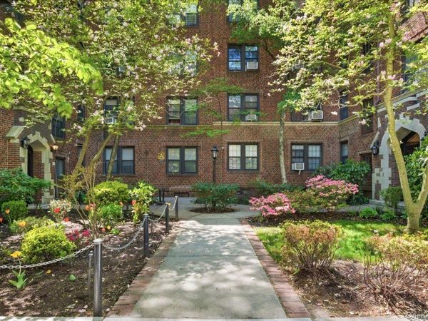 68-44 Burns Street, Unit B2, Forest Hills, NY 11375