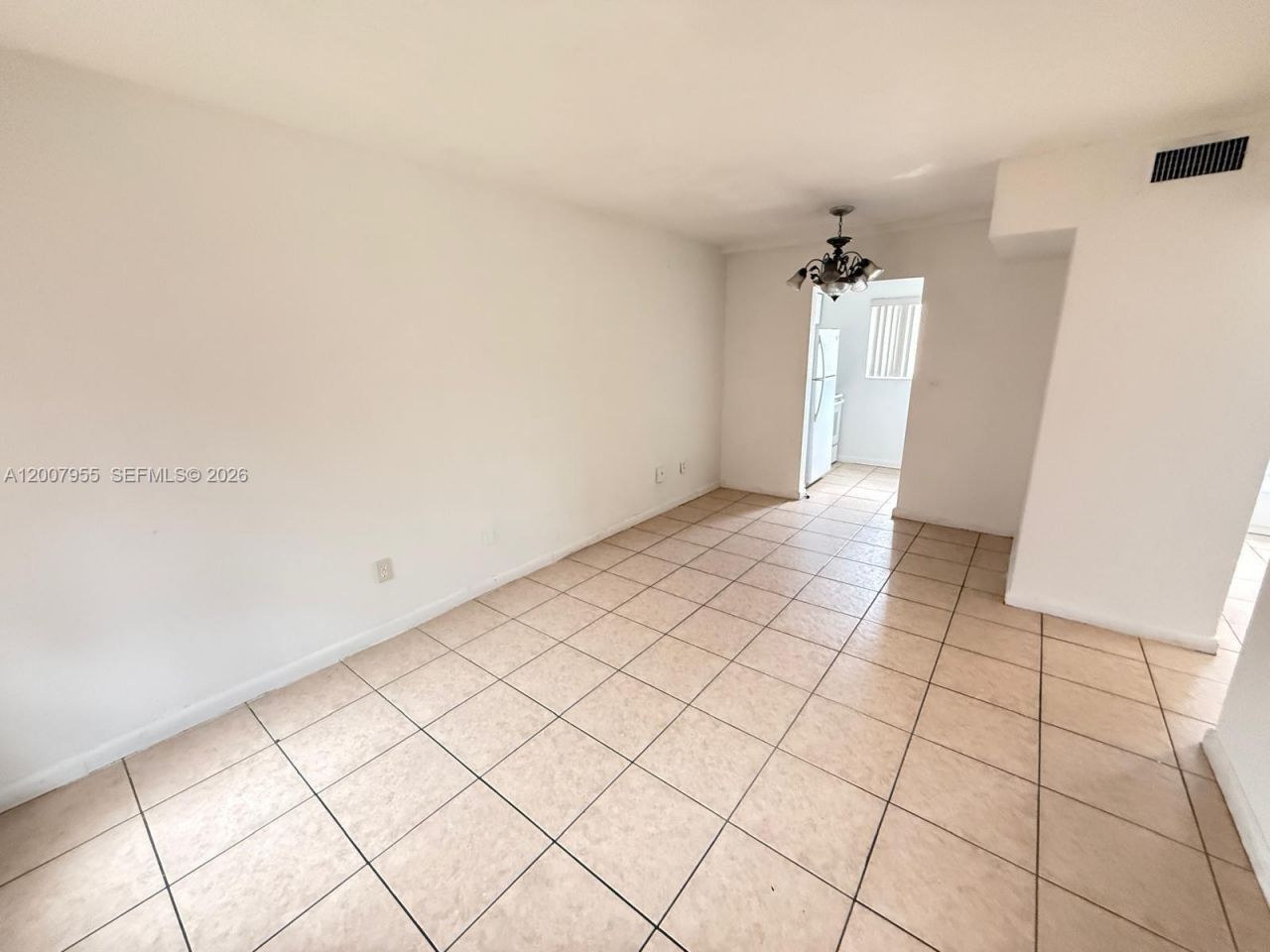 2330 NW 11th St , Unit 33, Miami, FL 33125 Photo
