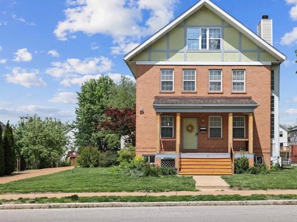 6023 Maple Avenue, St Louis, MO 63112