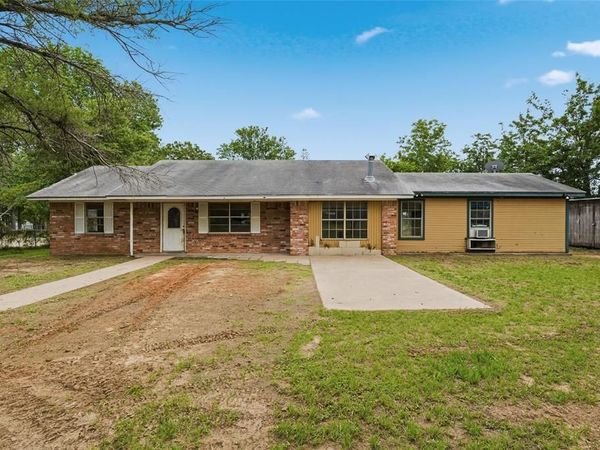 356 Farney Road, Golinda, TX 76655