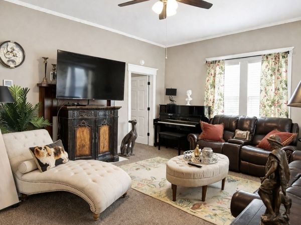 942 Mike Muncey Rd, McMinnville, TN 37110