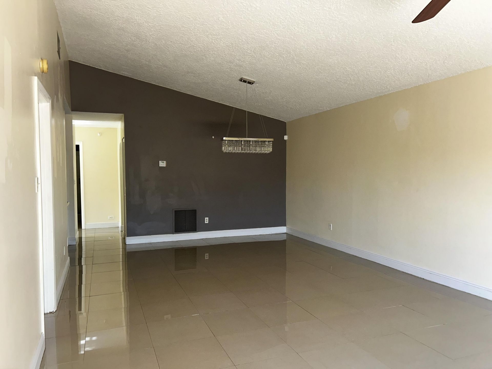 5402 Bonky Court, Unit 102b, West Palm Beach, FL 33415 Photo