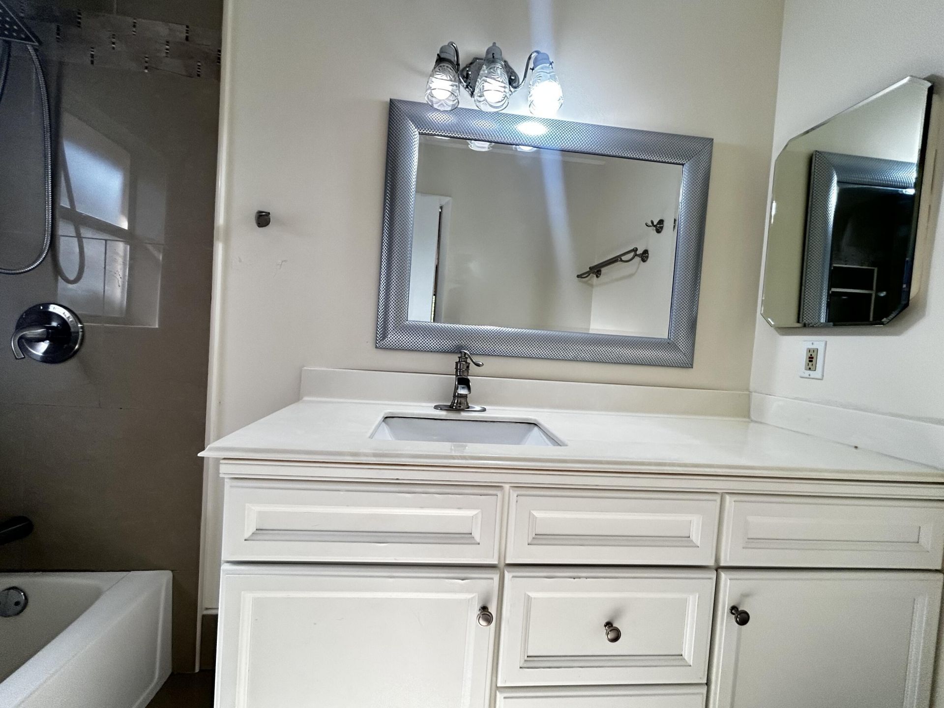 5402 Bonky Court, Unit 102b, West Palm Beach, FL 33415 Photo