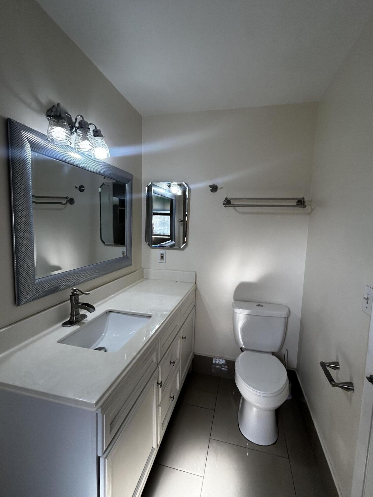 5402 Bonky Court, Unit 102b, West Palm Beach, FL 33415 Photo