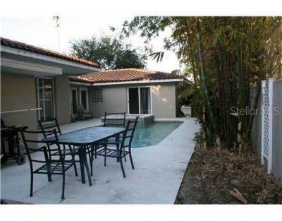 300 Brightwaters Boulevard Ne, Saint Petersburg, FL 33704 Photo