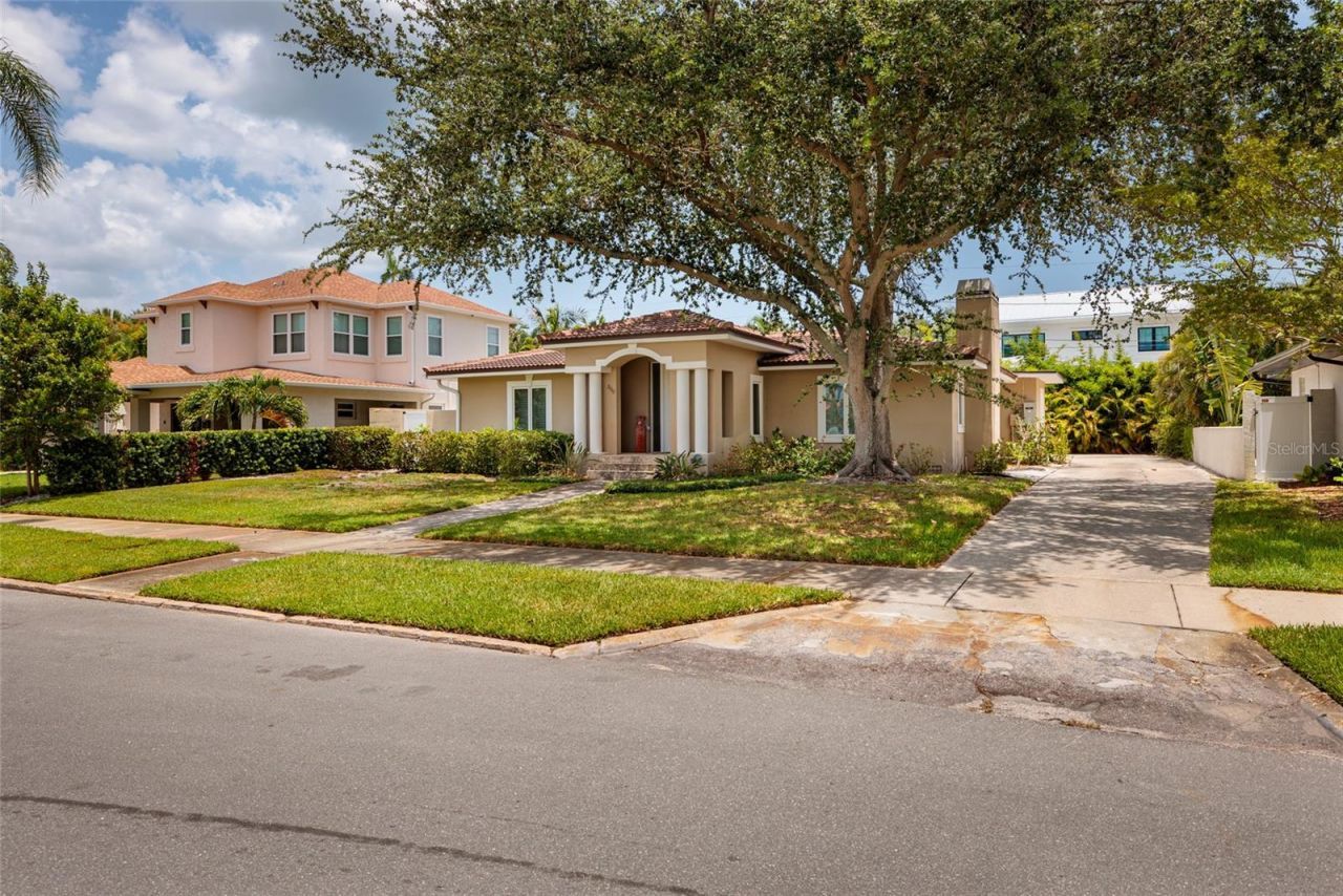 300 Brightwaters Boulevard Ne, Saint Petersburg, FL 33704 Photo