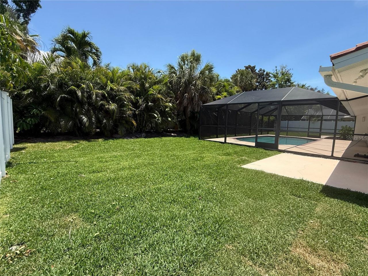 5569 Shadow Lawn Drive, Sarasota, FL 34242 Photo