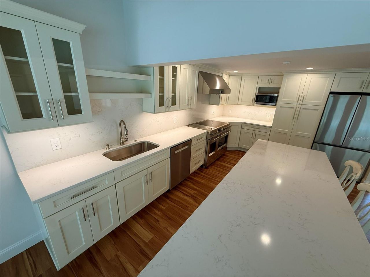 5569 Shadow Lawn Drive, Sarasota, FL 34242 Photo