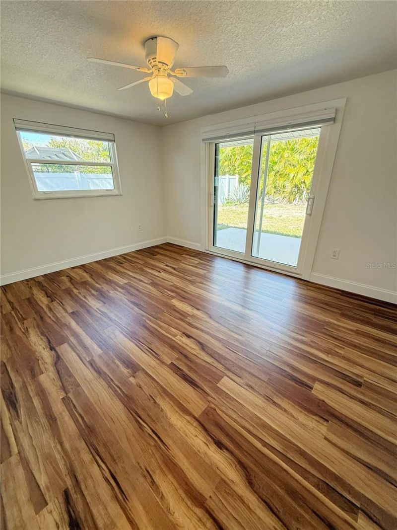 5569 Shadow Lawn Drive, Sarasota, FL 34242 Photo