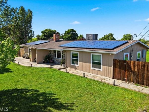 1581 Plumas Arboga, Olivehurst, CA 95961