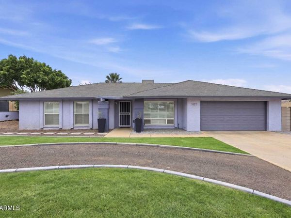 1037 E ACOMA Drive, Phoenix, AZ 85022