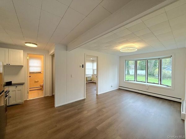 34 Little Neck Road , Centerport, NY 11721