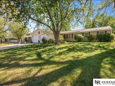 2329 McConnell Avenue, Auburn, NE 68305