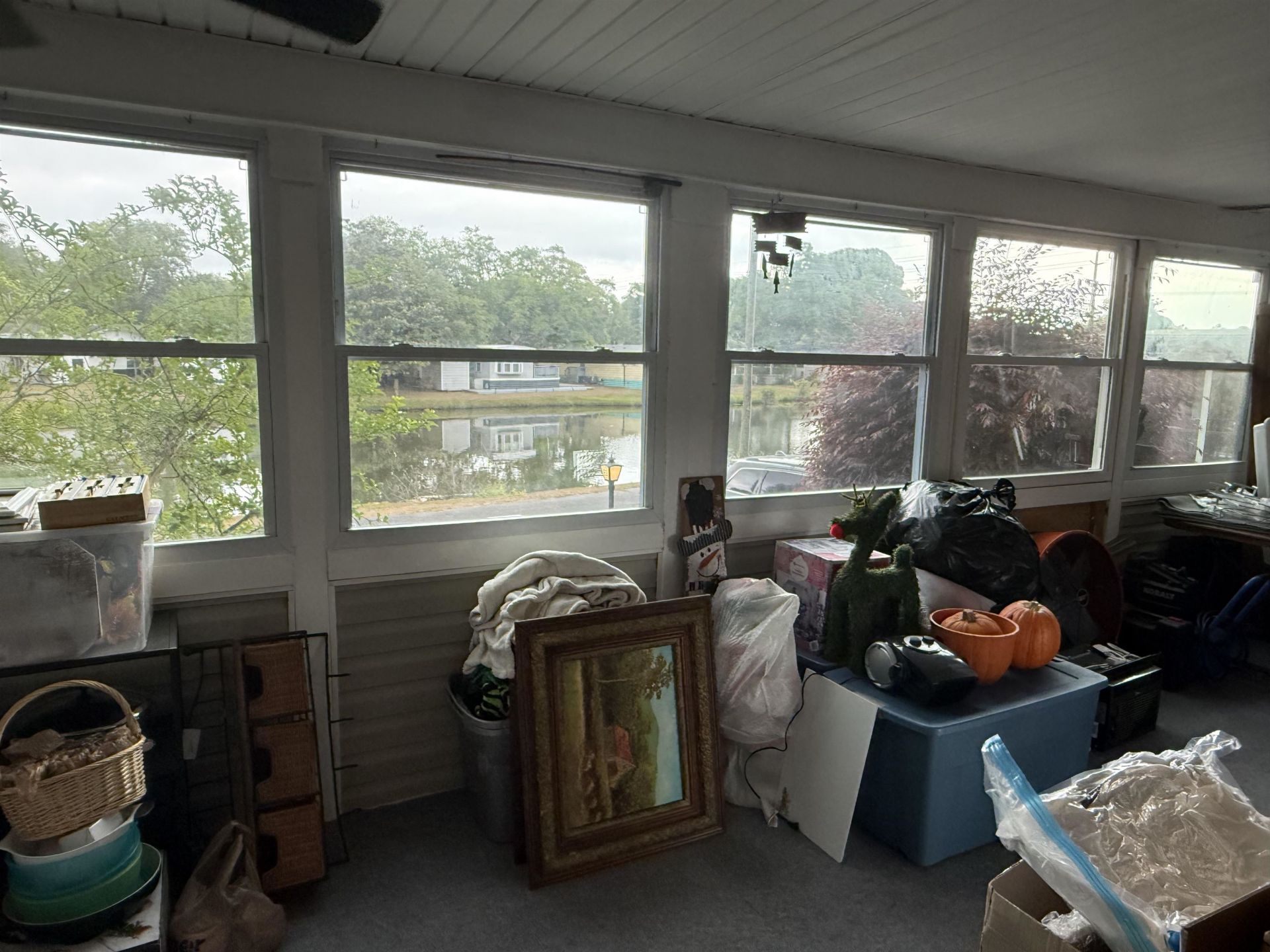 61 Saxon Ct. Photo 24