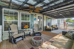61 Saxon Ct. photo 4