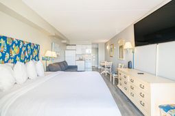 1207 S Ocean Blvd. photo 4