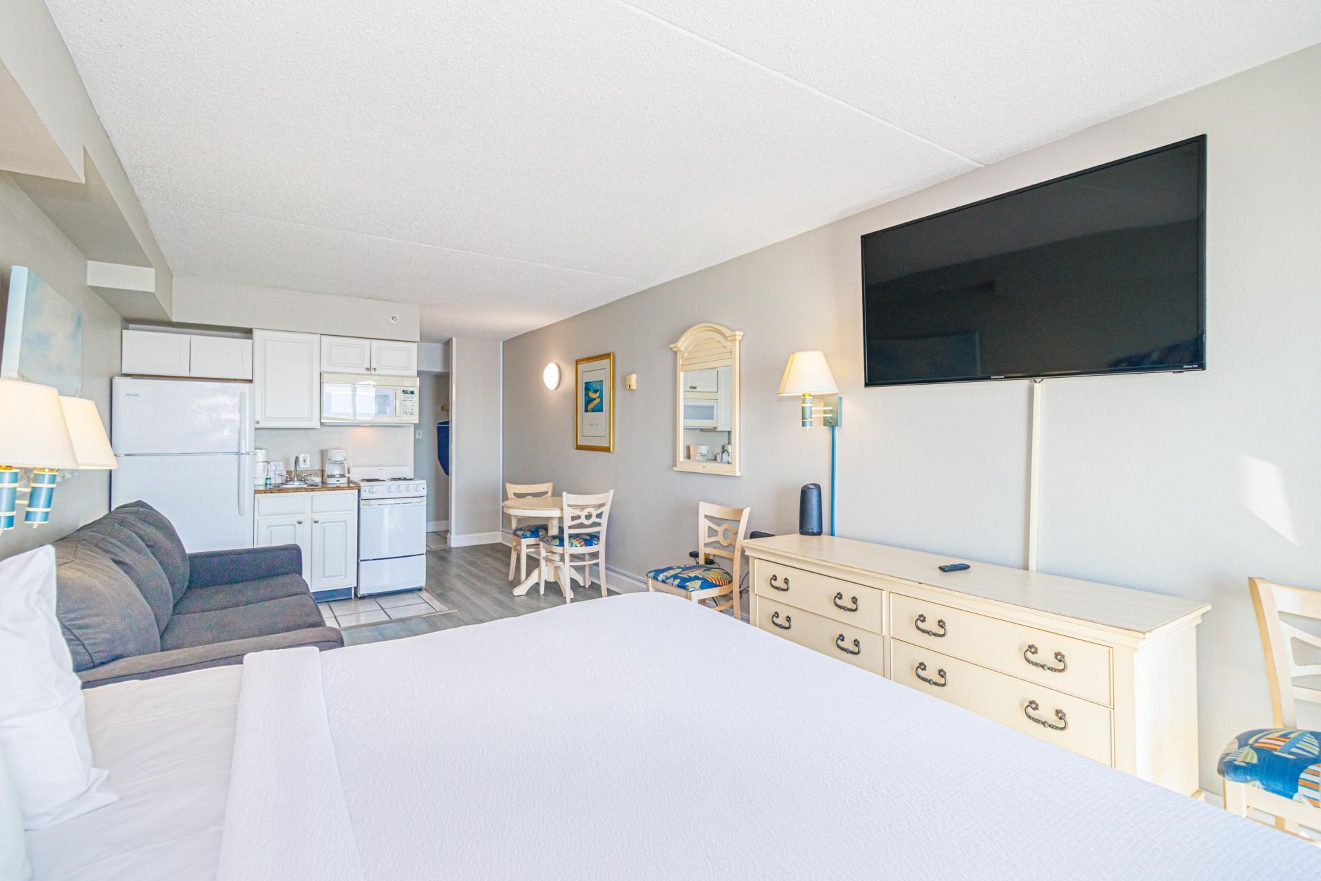 1207 S Ocean Blvd. Photo 6