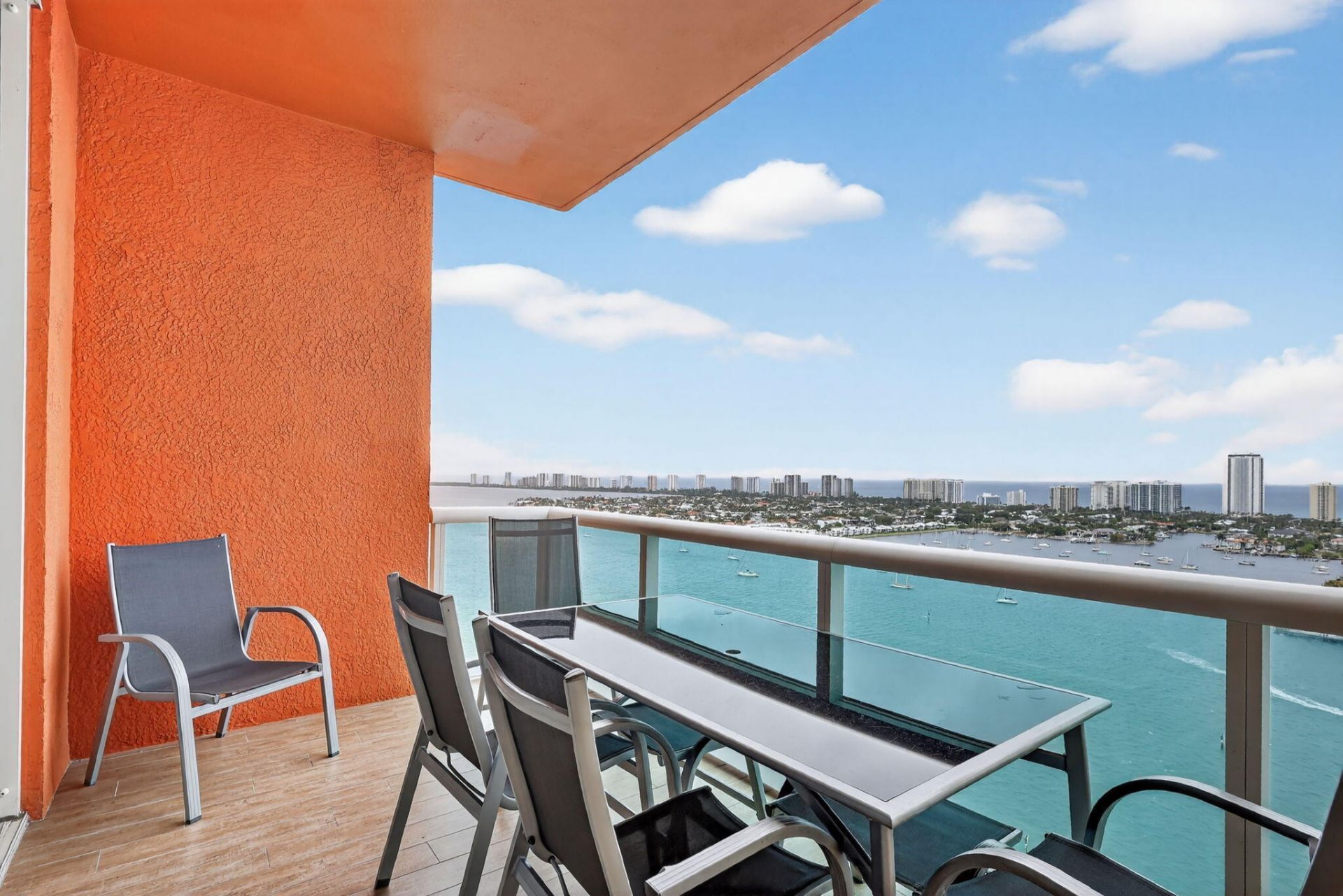 2640 Lake Shore Drive, Unit 2608, Riviera Beach, FL 33404 Photo