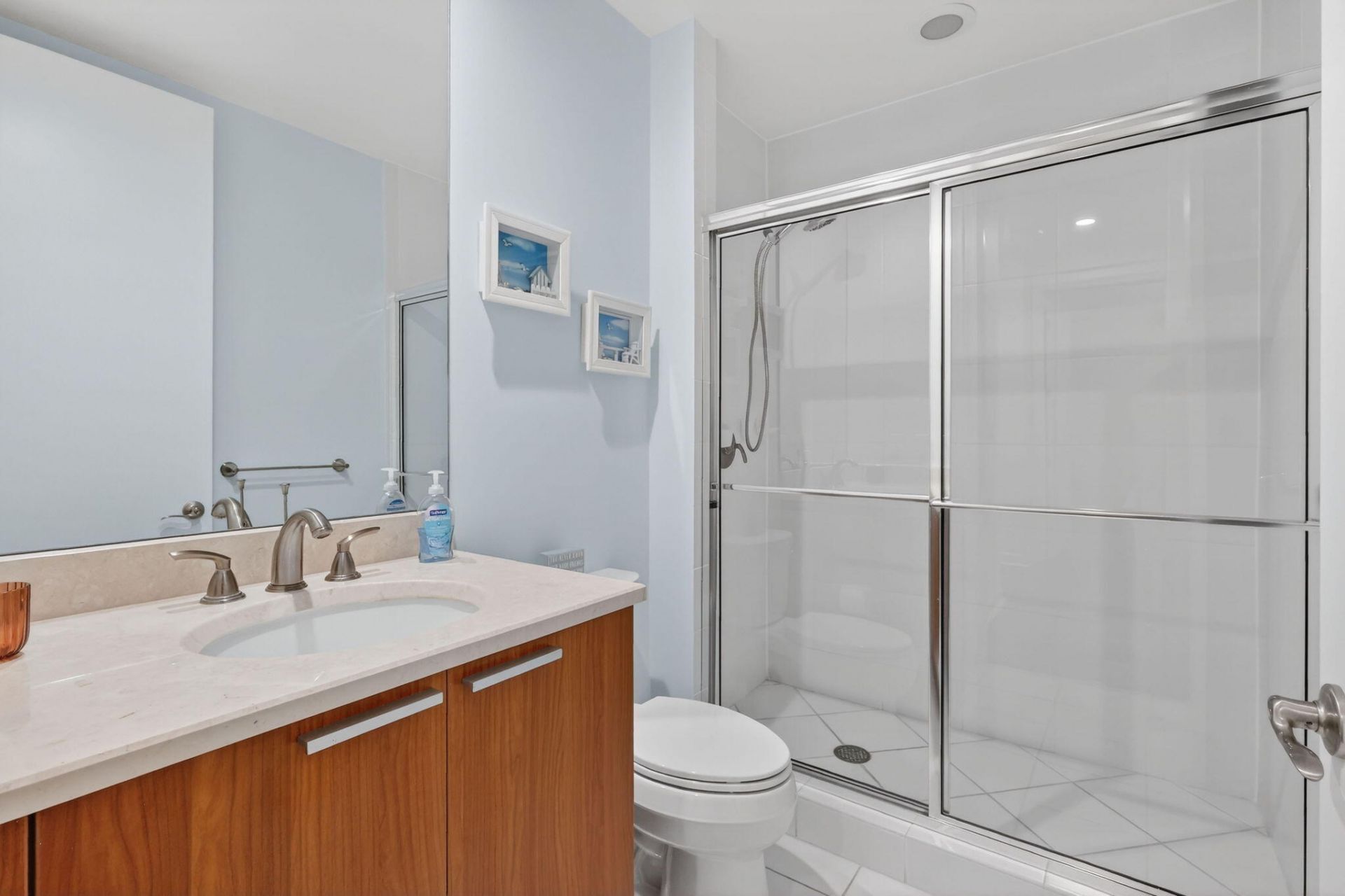 2640 Lake Shore Drive, Unit 2608, Riviera Beach, FL 33404 Photo