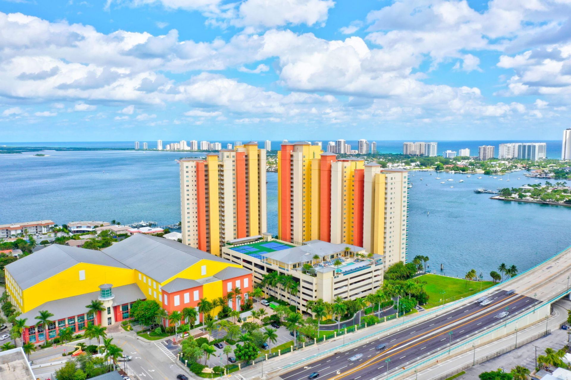 2640 Lake Shore Drive, Unit 2608, Riviera Beach, FL 33404 Photo