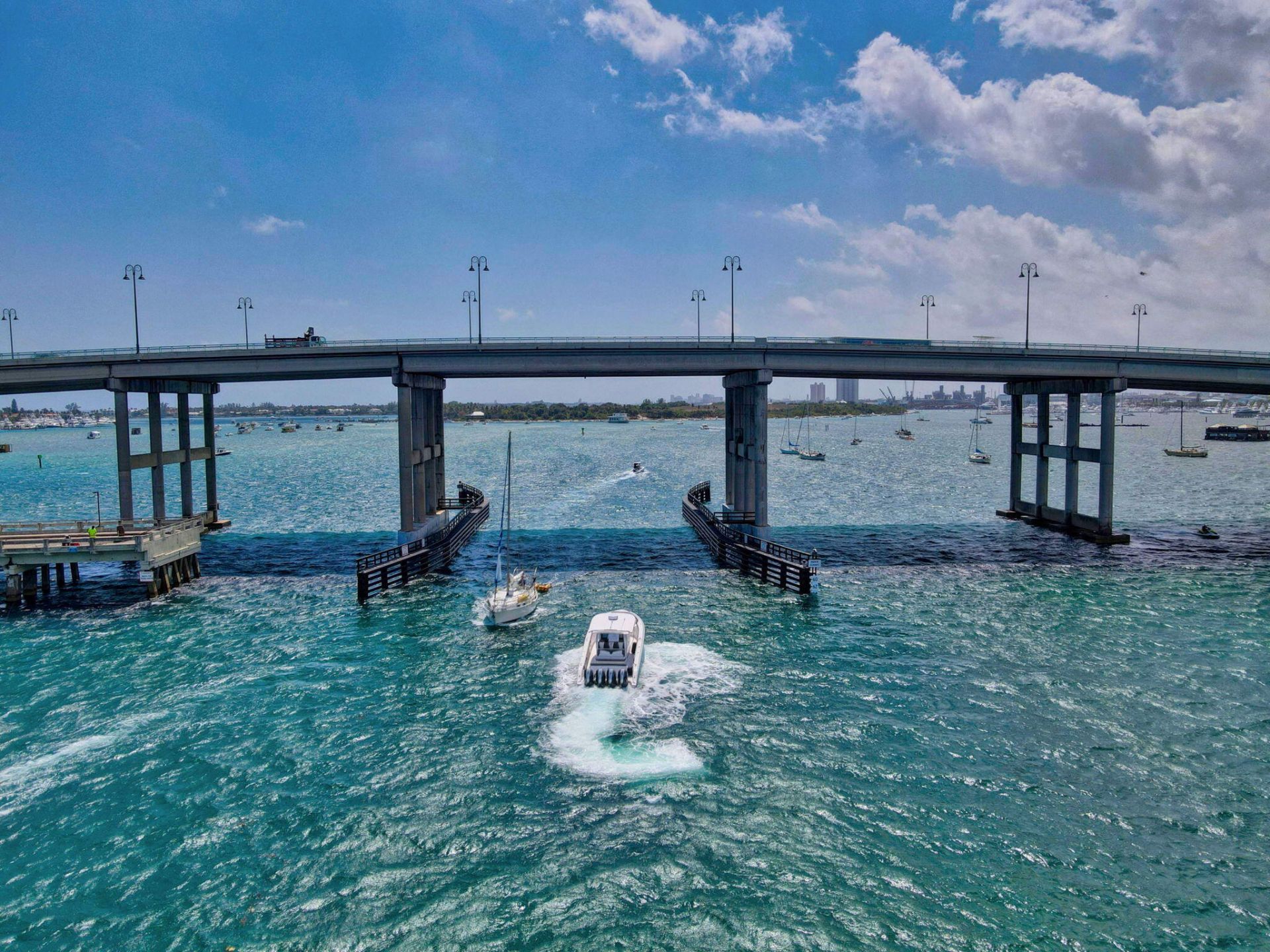 2640 Lake Shore Drive, Unit 2608, Riviera Beach, FL 33404 Photo